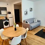 Natural 4 Pers Wifi Parking Apartment *